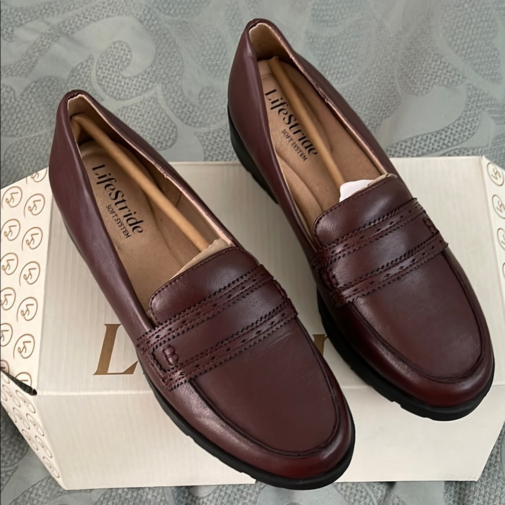 Life Stride “London, WineRed Smooth” Loafers